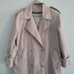 Vintage London Fog Trench Coat Womens 6P Beige Belted Zipped Liner Thinsulate 3m